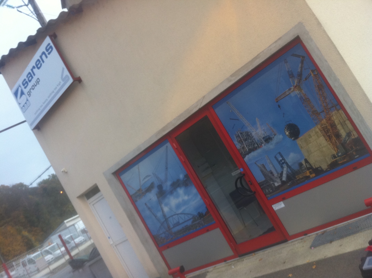 publicité vitreine micro perforé le havre 76